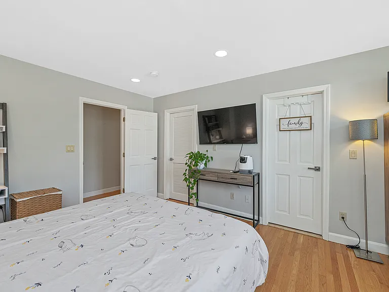 122 Massachusetts Ave #122 — Photo 21