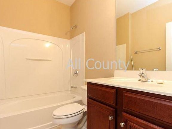 2nd image of 3461 Lockmed Dr