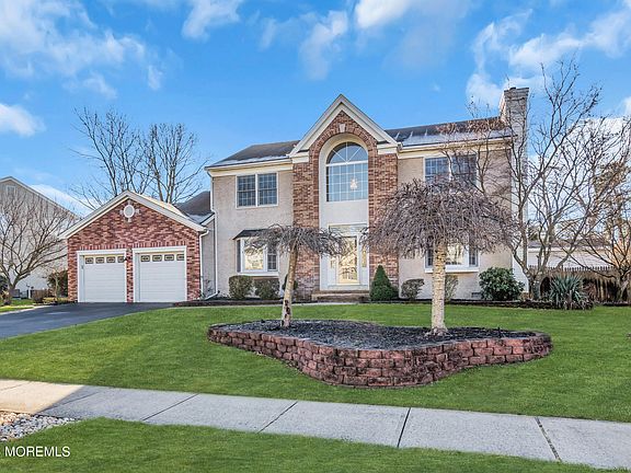 3rd image of 2044 Brookewood Drive