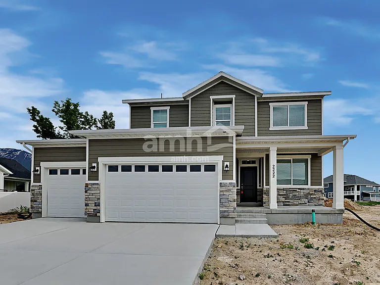 2222 E Silverado Ln — Photo 1