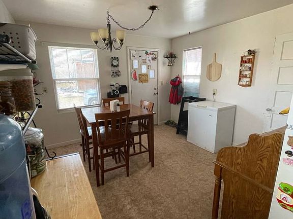 5th image of 640 5th Ave N