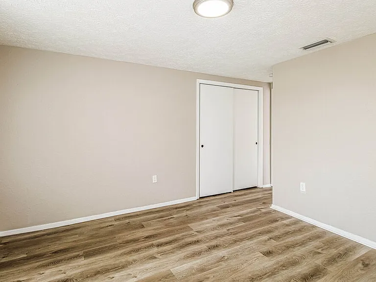 7043 Fireside Dr — Photo 14