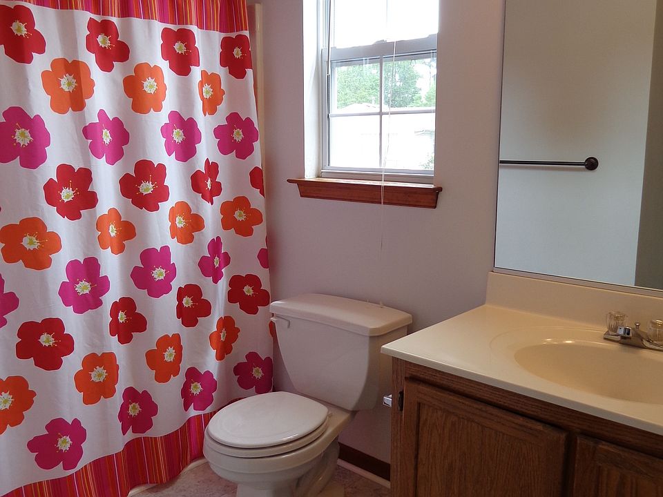 Jack and Jill Bath