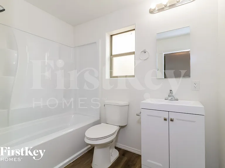 4302 S 249th Ave — Photo 14