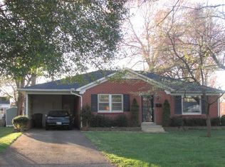 823 Gilbreth Dr, Lawrenceburg, TN 38464