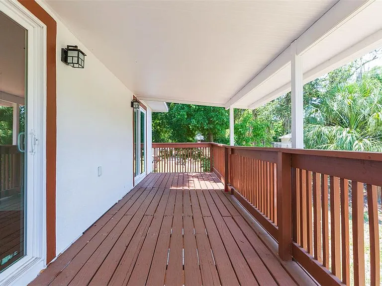 8510 N Tampa St #B — Photo 17