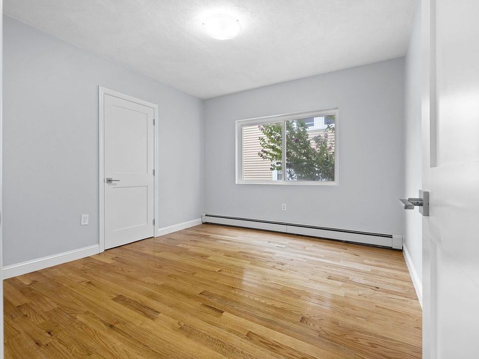 1st image of 17 Tesla Ave Floor 2