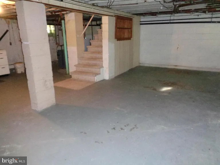 314 Victoria St — Photo 18
