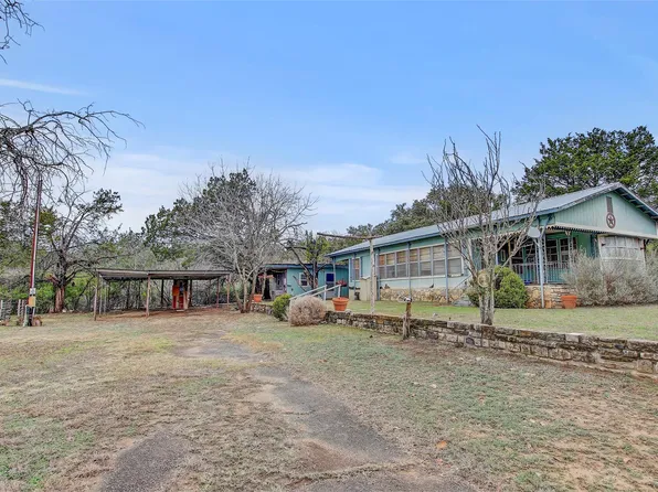 205 Singleton Dr, Spicewood, TX 78669