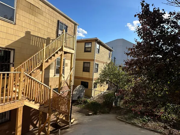 367 Mercer Loop image 6 of 8