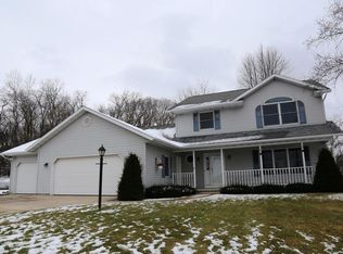 8435 Stagecoach Rd, Cross Plains, WI 53528