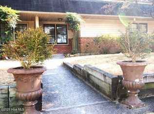 220 E Illinois Ave APT 2, Southern Pines, NC 28387