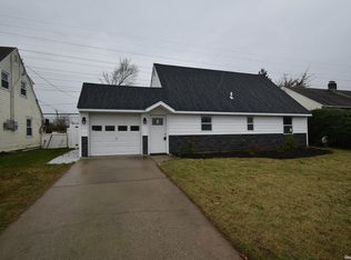 32 Meridian Rd, Levittown, NY 11756