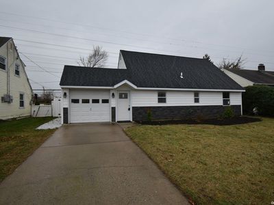 32 Meridian Road, Levittown, NY, 11756