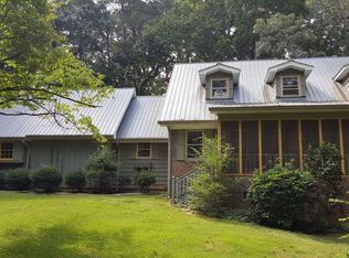 147 Ridgeway Cir, Cornelia, GA 30531