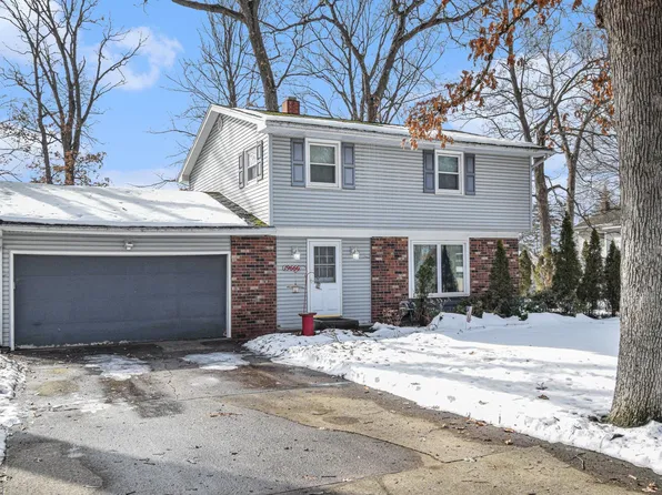 19666 Oakdale Ave, South Bend, IN 46637