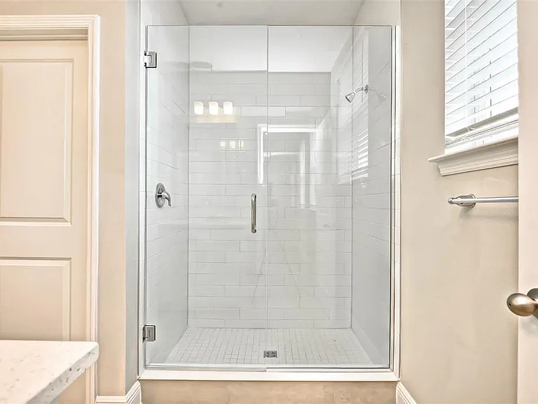 2941 Voyager Ave — Photo 16