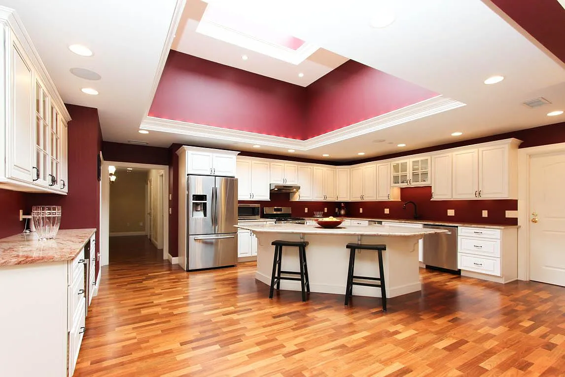 Building Photo - 114 Merriam Ave #301