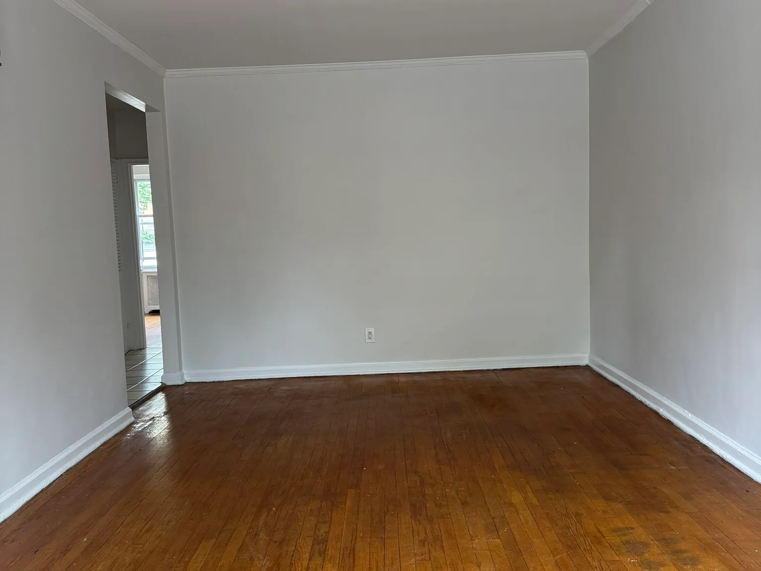 140-14 Jewel Avenue — Photo 3