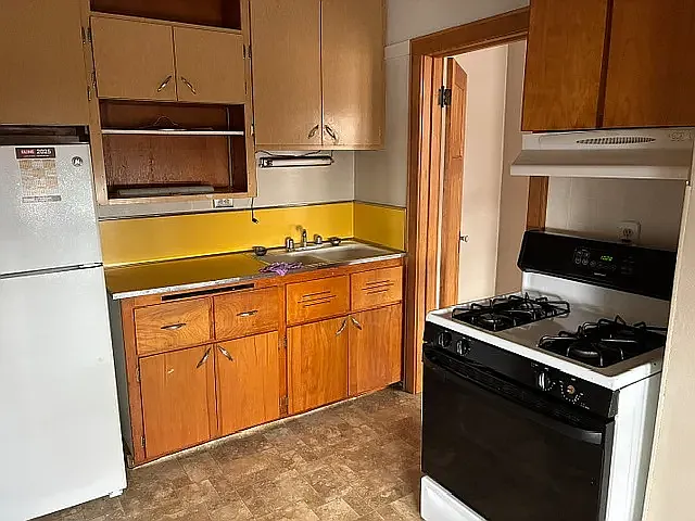 5424 W Burnham St #5 — Photo 12