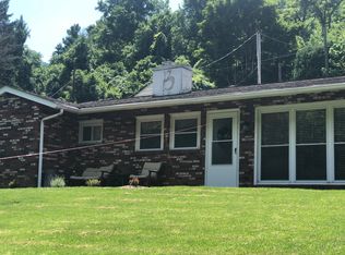 62 Laipple St, Bridgeport, OH 43912