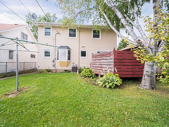 5th image of 1634 Barclay St