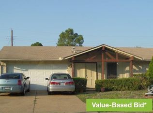3621 Finley Rd, Irving, TX 75062