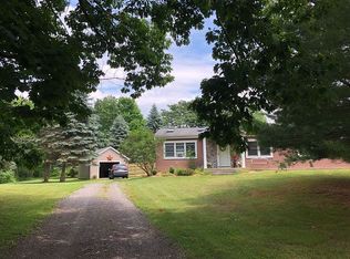 226 Schnackenberg Rd, Ghent, NY 12075