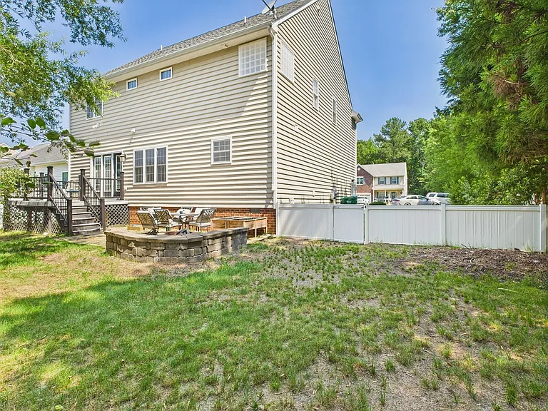 12017 Hunton Crossing Pl — Photo 43