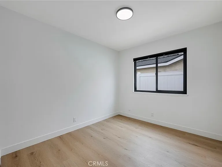 5402 Jefferson St — Photo 39