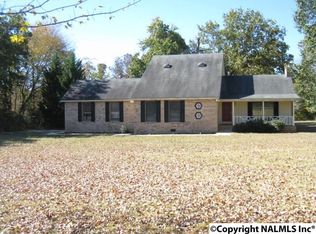 2004 Owen Dr NE, Fort Payne, AL 35967