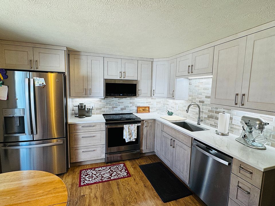 Recently remodled kitchen
