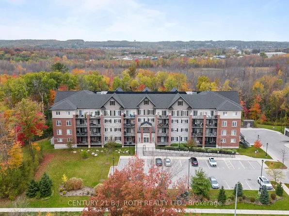 7 Greenwich St #407, Barrie, ON L4N 7Y8