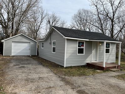 3025 W Elm Street, Springfield, MO, 65802