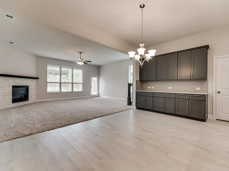 5908 Horsetail Dr — Photo 6