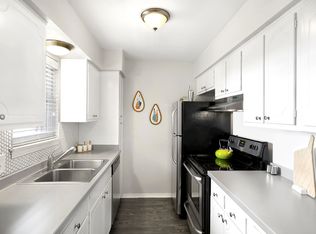 Monticello Apartments, Fort Worth, TX 76107