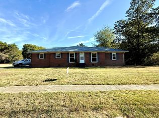 518 Stone Blvd, Tullahoma, TN 37388