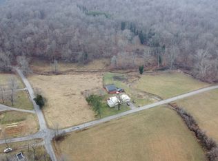 6842 Silverpoint Rd, Cannelton, IN 47520