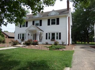 521 E Main St, Casey, IL 62420