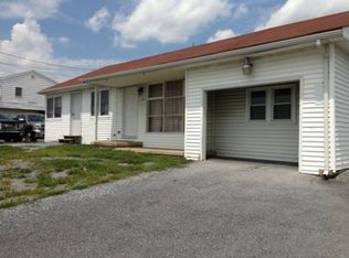 104 Auction Rd, Manheim, PA 17545