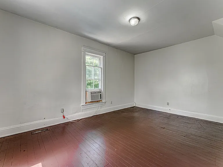 975 Dorsey Ave — Photo 20