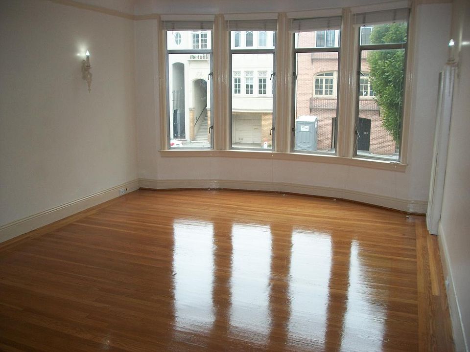 XL Living room hardwood floor