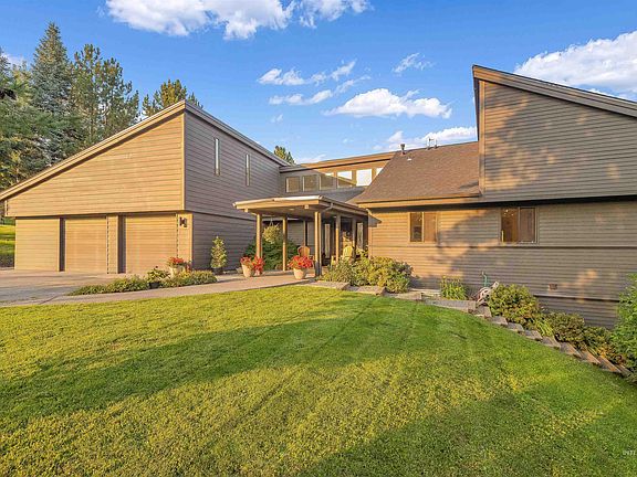 4th image of 2048 Arborcrest Rd