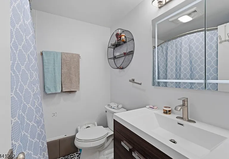 42 Brandon Ave — Photo 24