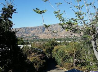 8277 Chapin Ln, Sunland, CA 91040