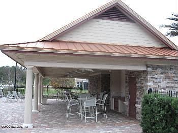 3rd image of 430 Walnut Dr