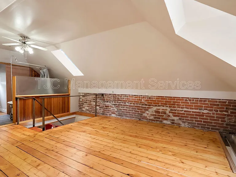 1565 N Race St — Photo 11