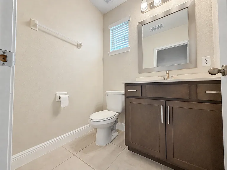 186 Mitchells Mnr — Photo 7