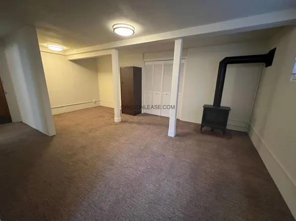 510 1/2 E 12th Ave APT A, Eugene, OR 97401