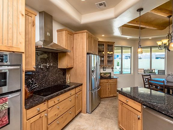 3rd image of 3800 Sloop Dr